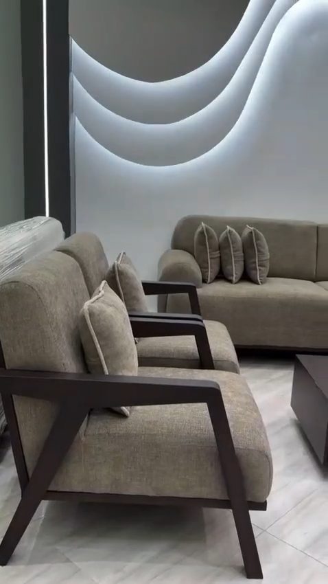 Lounge suites on the HomeStyle showroom floor